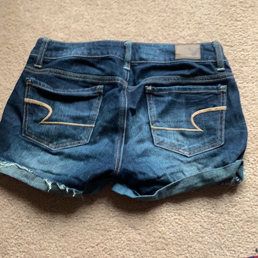 Shorts - Picture 2 of 4